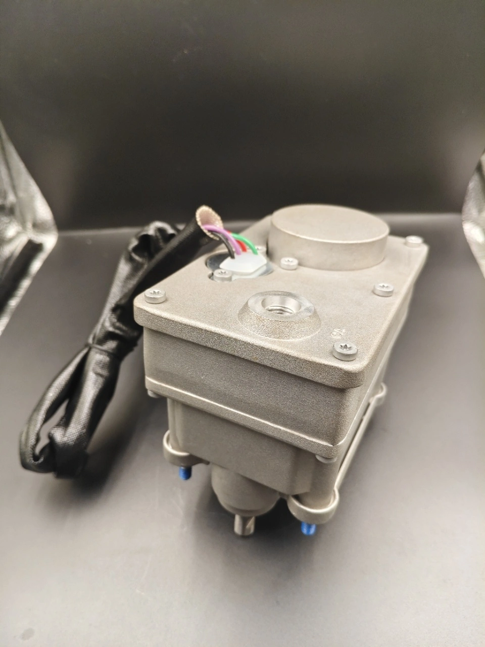 johndeere-actuator-4