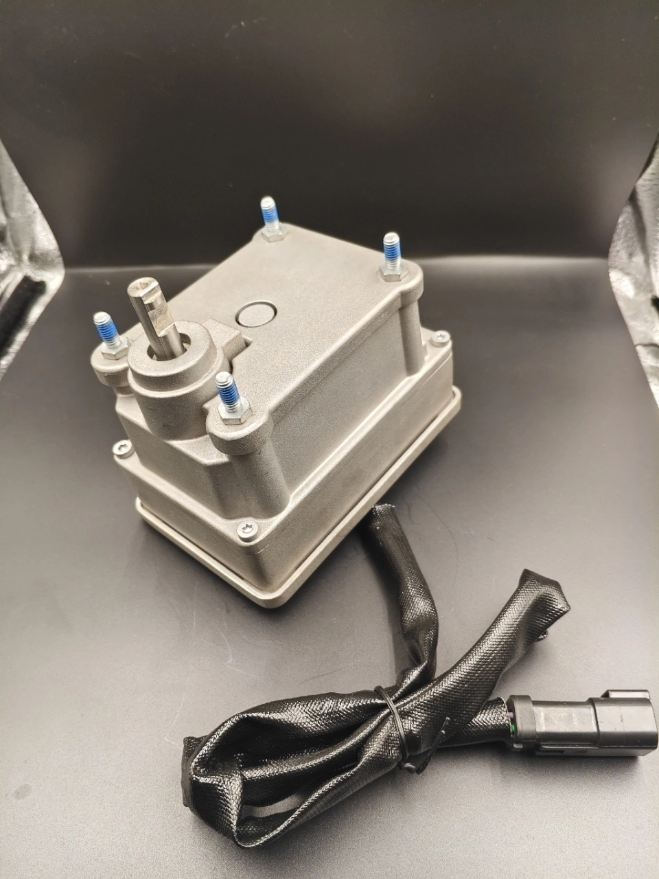 johndeere-actuator-5